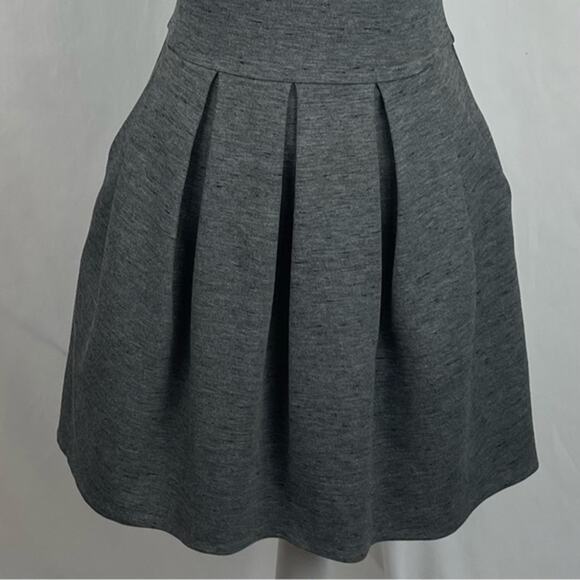 Aritzia Wilfred Gray Fit & Flare Neutral Chic Feminine Dress NWOT Size 2 - Picture 4 of 12